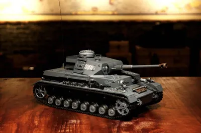 Produktbild von RC Panzer "Kampfwagen IV Ausf.F-2" Heng Long 1:16 Grau mit Rauch&Sound, Stahlgetriebe und 2,4Ghz -V7.0