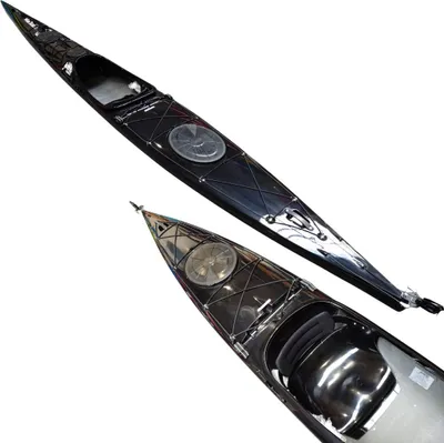 Produktbild von WIG Kayaks Rapid 544 Supercarbon, WIG Kajakausstattung:Ruder und Skeg, WIG Farben:schwarz - Unterschiff - natur, WIG Material:Super Carbon