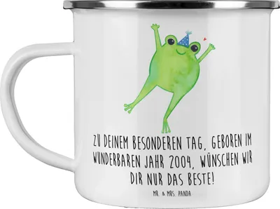 Produktbild von Mr. & Mrs. Panda Emailletasse 2004 Geburtstag - Weiß - Geschenk, Geburtstagsgeschenk, Jahrgang, Teebecher, Teetasse, Alter, Emaille Tasse, Wünsche zum, Pott, becher