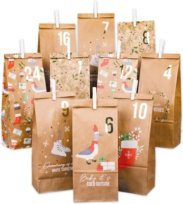 Imagen del producto de Calendario de adviento para rellenar: 24 bolsitas marrones para regalos con motivos navideños y 24 pegatinas. Ideal para Navidad