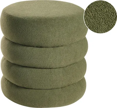 Produktbild von BELIANI Pouf Weiß Bouclé ⌀ 55 cm mit Knopfsteppung Rund Modern Glamourös Sitzhocker Ottoman Fußhocker Schemel für Wohnzimmer Schlafzimmer