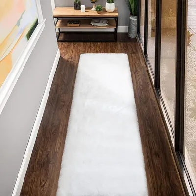 Obrázok produktu pre Biela plyšová podložka pod koberec, 60 x 305 cm, Umelá kožušina, umývateľná, obdĺžnikový tvar
