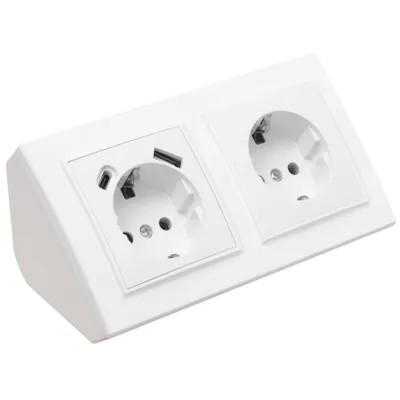 Produktbild von Ecksteckdose Steckdose und Steckdose mit USB-C Steckdosenblock 45° Verteilerdose weiß.
