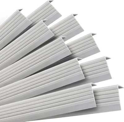 Obrázek produktu pro Sada QUEST: Samolepicí protiskluzové schodišťové profily, světle šedé, 40 x 25 mm, 100 cm