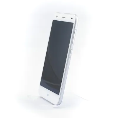 Produktbild von ZTE Blade S6, 12,7 cm (5"), 2 GB, 16 GB, 13 MP, Android 5.0, Silber