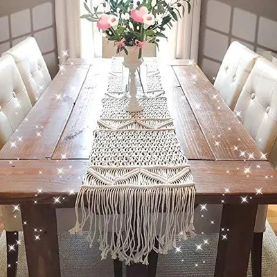 Produktbild von WUWEOT Tischläufer Makramee 32 x 200 cm Macrame mit Langen Quasten Table Runner Bohemia Handgewebt Tischdecke Boho Dekor für Rustikale Hochzeit Esstisch oder Couchtisch Landhausstil