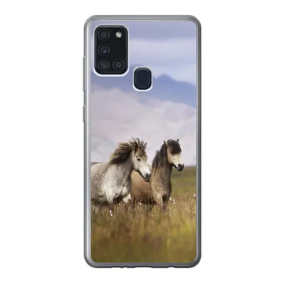 Produktbild von MuchoWow® Handyhülle Schutzhülle Hülle für Samsung Galaxy A21s Pferde - Gras - Berge Silikon Softcase Handy Hülle - Hartschale