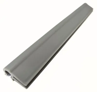 Produktbild von Sichtschutzstreifen zaun|zu Klemmschiene PREMIUM-Clip Zaunblende Doppelstabzaun Hellgrau 20er Pack