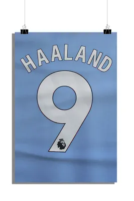 Produktbild von Erling Haaland Poster - Fußball Poster - Manchester City Poster - 61x91cm - Perfekt zum Einrahmen