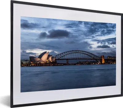 Produktbild von MuchoWow® MuchoWow® Gerahmtes Poster Das Opernhaus von Sydney und die Sydney Harbour Bridge in Australien 40x30 cm - Poster mit zchwarzem Bilderrahmen - Bilderrahmen - Poster im Rahmen