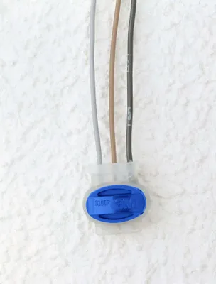 Produktbild von GARDENA Kabelklemme 24 V Inhalt: 6 Stück