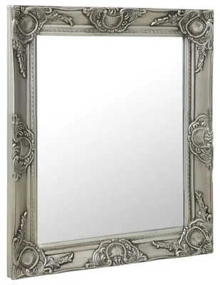 Image de Miroir mural baroque avec un aspect antique et un cadre décoratif