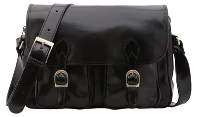 Immagine prodotto di Borsa a tracolla da donna, in vera pelle, realizzata con pelle pieno fiore, chiusura magnetica, Italy