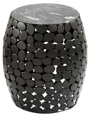 Runder Wohnling Beistelltisch Alu Schwarz mit schwarzem Aluminium-Gestell und grauer Marmor-Tischplatte in Gesamtansicht.