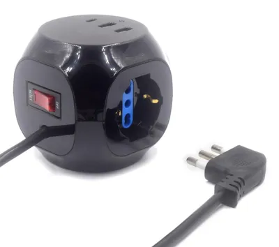 Immagine prodotto di Ewent EW3860: ciabatta multipresa con 3 prese, dotata di 2 porte USB per la ricarica e 1 porta di ricarica