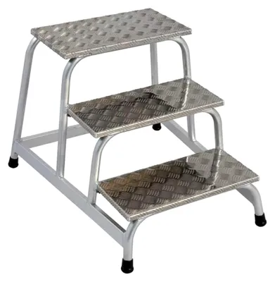 Produktbild von Klappbarer Aluminium Montagetritt, 3 Stufen, 143 cm hoch, Arbeitshöhe bis 2,63 m, 150 kg Tragkraft