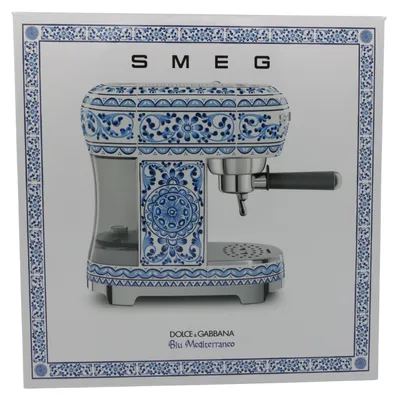 Image de Machine à expresso Smeg ECF02DGBEU Dolce & Gabbana, à porte-filtre