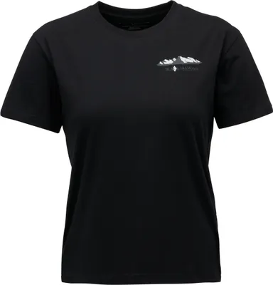 Schwarzes T-Shirt "W Mountainscape Ss Tee" von Black Diamond; mit Bergmotiv auf der Brust.