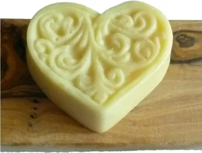 Produktbild von Bio Massagecreme VANILLE & KARAMELL Herz 60g