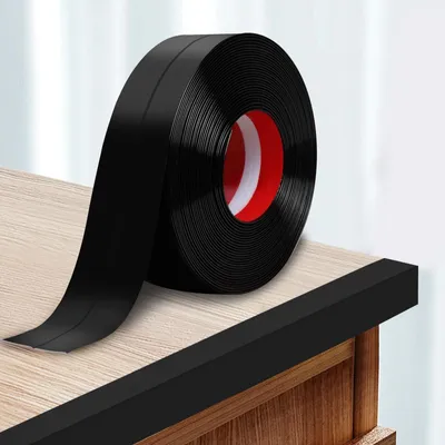 Productafbeelding van Zelfklevende Randbeschermingsstrip PVC - 6 cm x 4 m - Zwart
