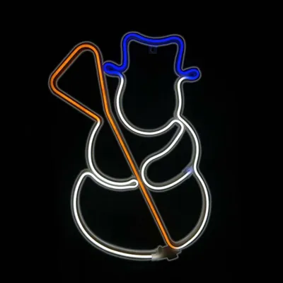 Produktbild von ACA Beleuchtete Weihnachts-Außendekoration Schneemann, 300 LEDs, 3 m langer doppelter Neonschlauch, mehrfarbig, IP44, 37 x 53 cm, 1,5 m langes Stromkabel X0830034110