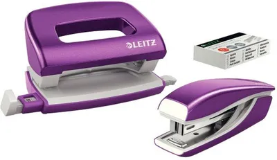 Produktbild von Schreibtisch-Set Nexxt Wow Heftgerät+Locher violett Packung mit 6 Stück