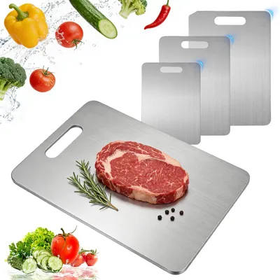 Immagine prodotto di Omgoods - Tagliere in titanio - Set da 3 - Acciaio inossidabile - Senza BPA - Doppio lato - Adatto per carne/frutta - Set di taglieri