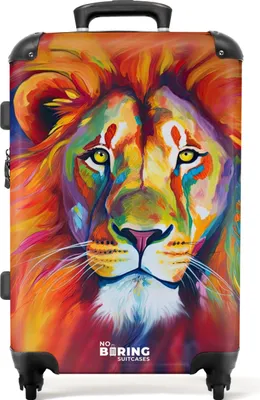 Produktbild von NoBoringSuitcases.com - Großer orangefarbener Koffer XL - Lion Reisekoffer mit 4 Rädern - Trolley auf Rädern 72 Liter - Rollkoffer groß leicht - Geräumiger Gepäckkoffer 20kg - Hartschalenkoffer für Erwachsene - Gepäckkoffer - Gepäcktrolley mittelgroßKoffer Mittelgroß 67x43x25 cm, 72L,