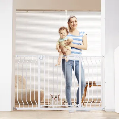 Immagine prodotto di Cancelletto di sicurezza per porte - Cancelletto di sicurezza per bambini e animali domestici - Cancelletto per scale girevole su entrambi i lati - Cancelletto per bambini bianco senza foratura - Altezza 762 mm - Larghezza 749-1346 mm.
