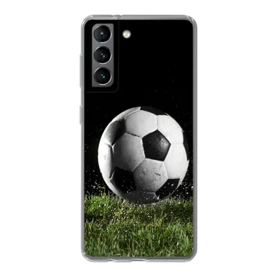 Produktbild von MuchoWow® Handyhülle Schutzhülle Hülle für Samsung Galaxy S21 Fußball auf der Wiese Silikon Softcase Handy Hülle - Softcase