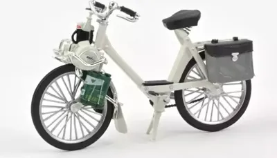 Produktbild von SOLEX 3800 von 1969 weiß, NOREV182067, Maßstab1/18, NOREV