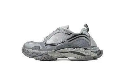 Obrázok produktu pre 865851 WTR2G 1800 Balenciaga Triple S 2 'Gradient Grey' VEĽKOSŤ:EUR42