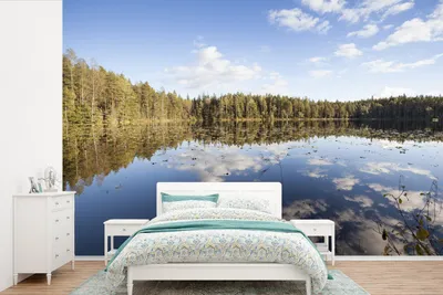 Produktbild von MuchoWow® Fototapete für Wohnzimmer oder Schlafzimmer Wandtapete Vinyl Motivtapete Wolken am Himmel über einem spiegelnden See im Nuuksio-Nationalpark in Finnland - 390x260 cm - Papiertapete