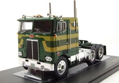 Produktbild von ixo models TR184 Peterbilt 352 Pacemaker Zugmaschine 1979 grün gelb 1:43