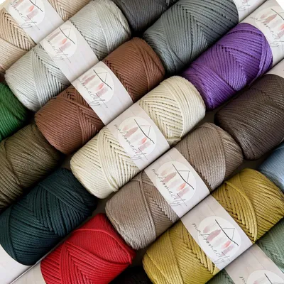 Produktbild von Makramee Garn aus Polyester 2mm x 230m für Handwerksprojekte