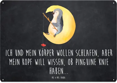 Produktbild von Mr. & Mrs. Panda Wandbild Pinguin Mond DIN A4 - Kreidetafel - Geschenk, schlafen, Süßigkeiten, Neugierig, Blechschild, tafel, Angel, Türschild, Spruch, Schild