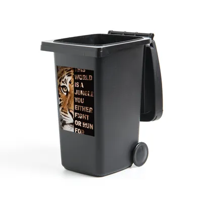 Obrázok produktu pre MuchoWow® Nálepka na odpadkový kôš - Tiger - Portrét - Citát - 60x40x0.1cm