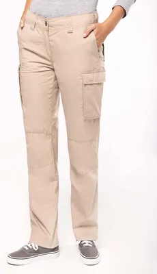 Produktbild von Kariban Leichte Damenhose mit mehreren Taschen
