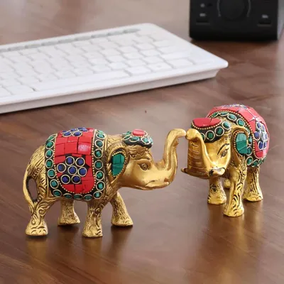 Productafbeelding van Metalen olifanten decoratie - Set van twee - Huis en kantoor - Handgemaakt met steenwerk - Klein formaat - Veelkleurig