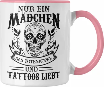 Produktbild von Trendation - Tattoos Frauen Tasse Tätowiererin Geschenk Kaffeetasse Tattoo Totenkopf Tassen (Rosa)