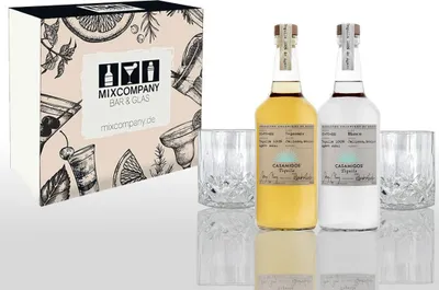 Produktbild von George Clooney 2er Geschenkset Casamigos Tequila Blanco + Reposado je 0,7L (40% Vol) + 2 Tumbler Kristalloptik- [Enthält Sulfite]