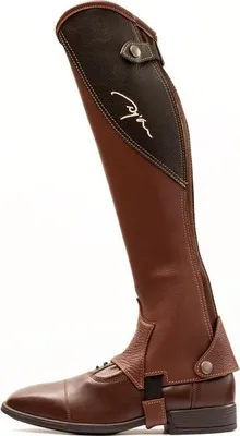 Produktbild von Dyon Original Chaps aus weichem Leder mit elastischen Einsätzen, YKK Reißverschluss und Sporenschutz