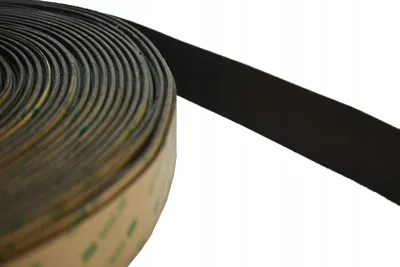 Obrázek produktu pro Neodymová magnetická páska 30x1,5 mm s lepidlem značky 3M 300LSE