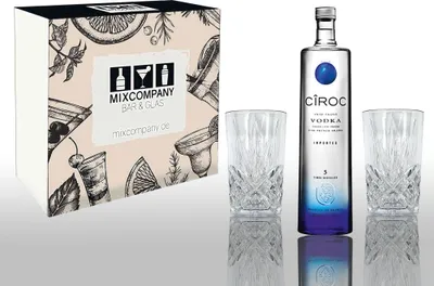Produktbild von Ciroc Geschenkset Vodka 0,7L (40% Vol) mit 2er Set Longdrinkglas Kristalloptik von P Diddy / Sean Combs- [Enthält Sulfite]