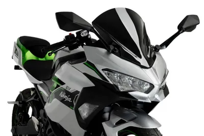 Zdjęcie produktu dla Ekran PUIG z-racing czarny 400x335mm do Kawasaki