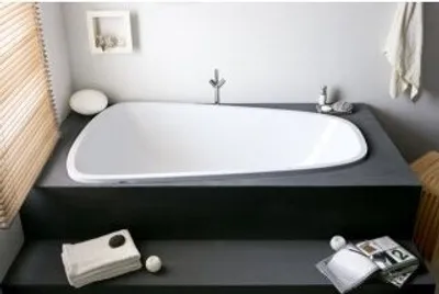 Produktbild von Hoesch SingleBath Duo Ovalbadewanne 1766 x 1141 mm Überlauf rechts weiß - 3686.010