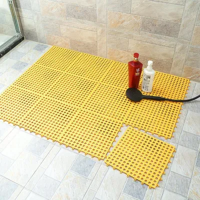 Obrázek produktu pro Protiskuzová sprchová podložka z PVC s drenážními otvory