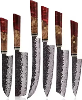 Produktbild von Set Damast Küchenmesser Airi - Elegante 6-teiliges Set in Rot KP37356
