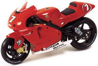 Obrázok produktu pre Yamaha YZR M1 #7 C. Checa 2002 - 1:24 - IXO Models