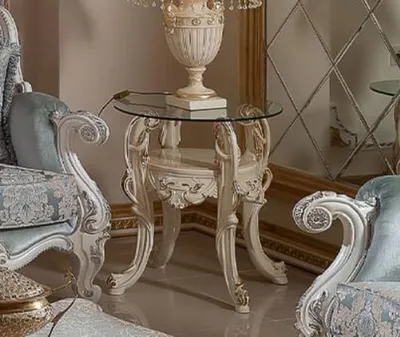 Produktbild von Casa Padrino Luxus Barock Beistelltisch mit Glasplatte Creme / Gold H. 60 cm
